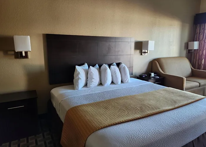Days Inn By Wyndham Baytown East