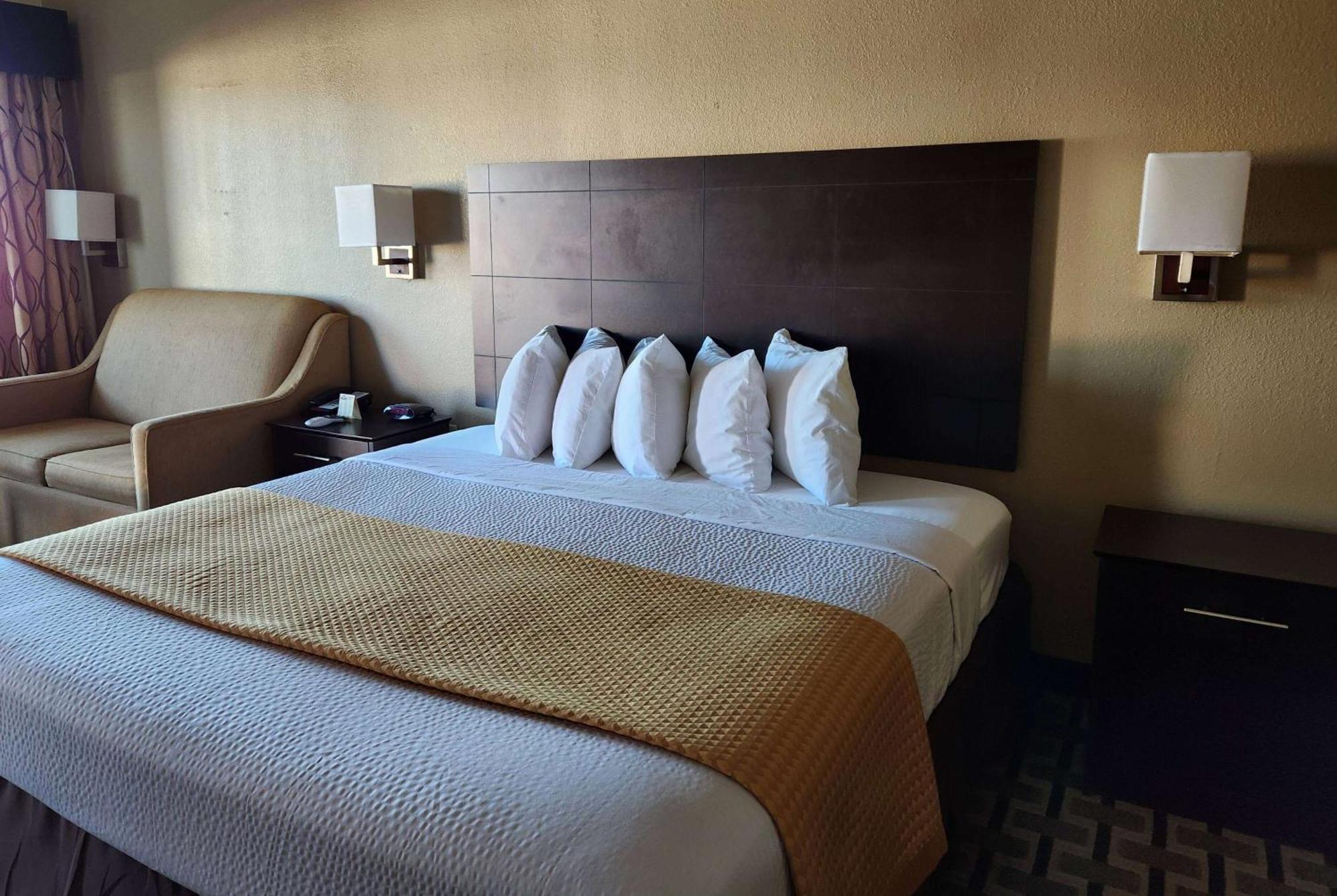 Hotel Days By Wyndham East Baytown
