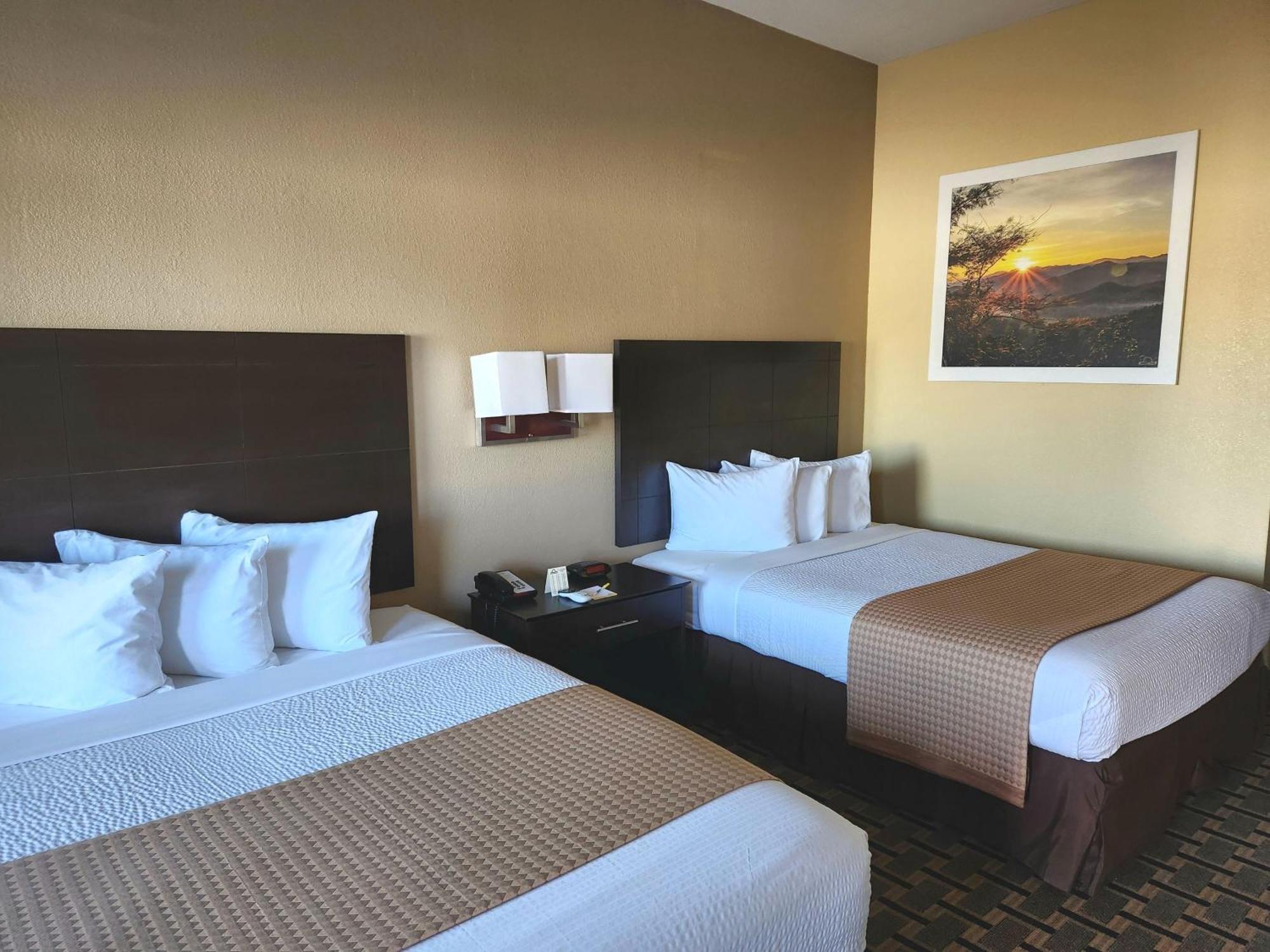 Hotel Days By Wyndham East