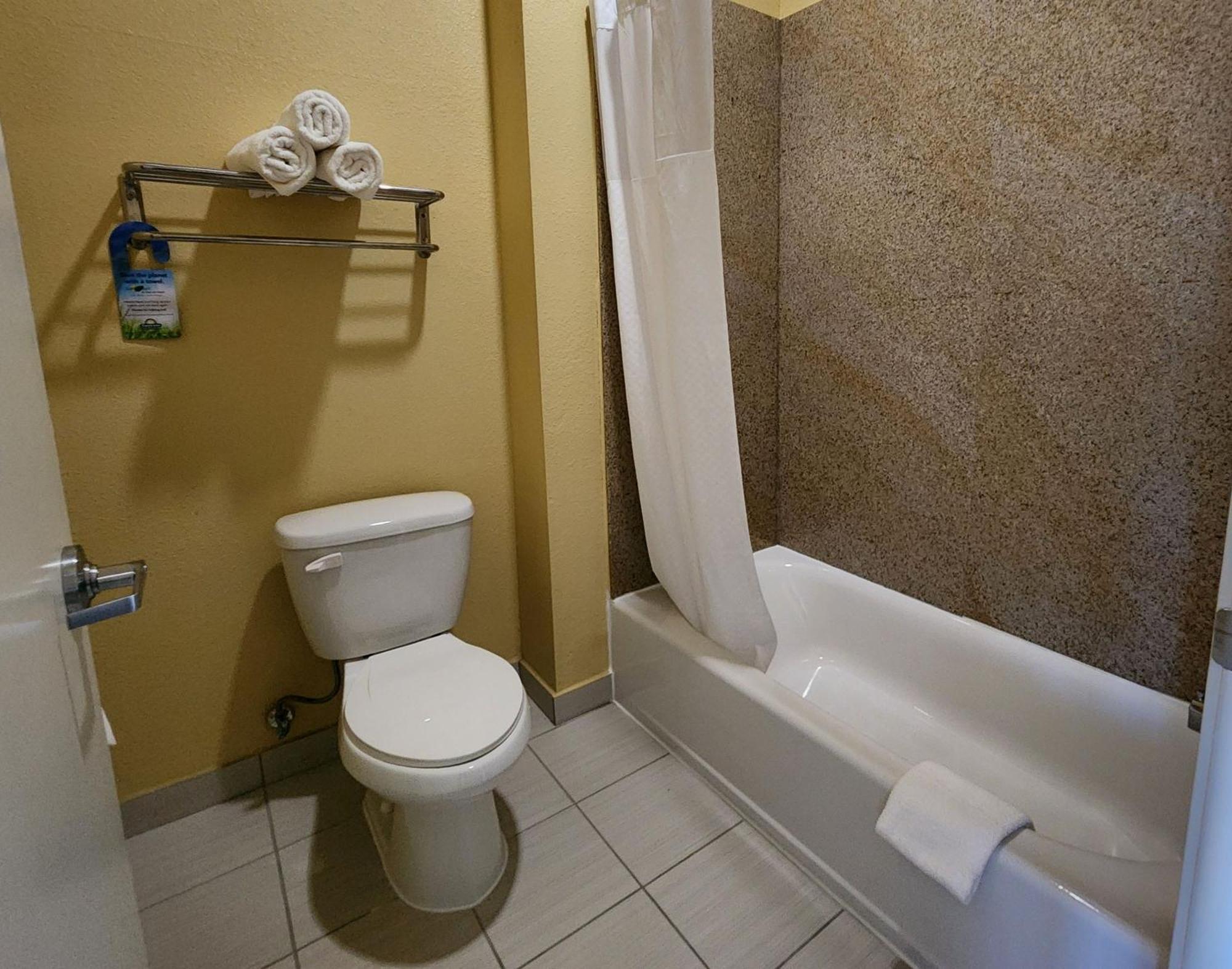 Hotel Days By Wyndham East Baytown